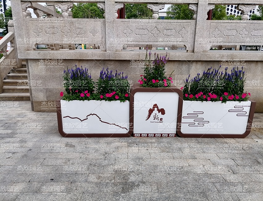 山水新境铝板花箱